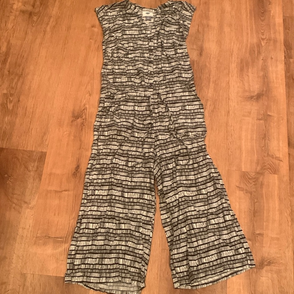 Old Navy Black & White Midi Jupsuit